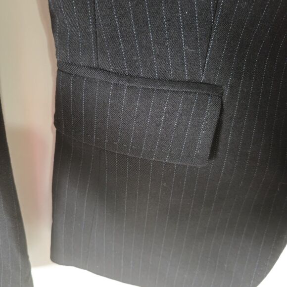 Banana Republic Pinstripe Skirt Suit Set 2P Petite Blazer & Skirt Gray Classic - Picture 4 of 16